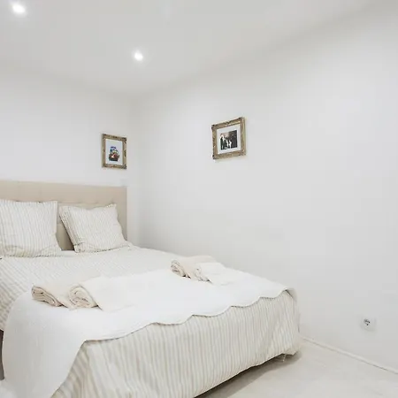 Alfama Panteao 4 Guests * Lissabon
