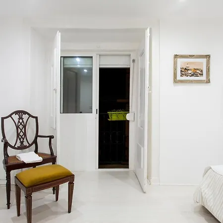 Alfama Panteao 4 Guests 아파트 리스본