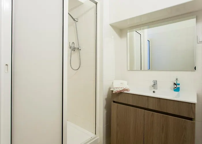 Alfama Panteao 4 Guests *