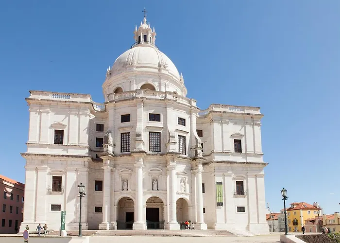 Alfama Panteao 4 Guests *